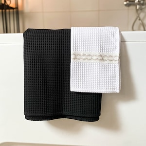 Black Organic Cotton Waffle Towel, Lightweight Whitest White Bath Towel, Absorbent XL Bath Sheet, Guest Bathroom Towel Set, Waffle Tea Towel