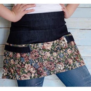 Denim gardening apron, garden apron with pockets, half apron. Floral apron, botanist apron, florist apron, work apron, teacher apron