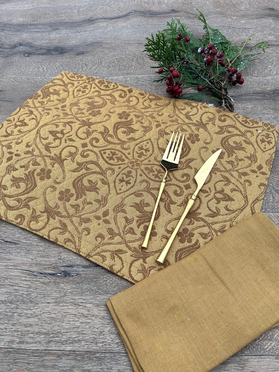 Gold Rechteckige Tischsets, Waschbar Senf Farbe Tischsets Set, Solide Tisch Wärmeschutz Matten, Edle Goldene Tischdekoration