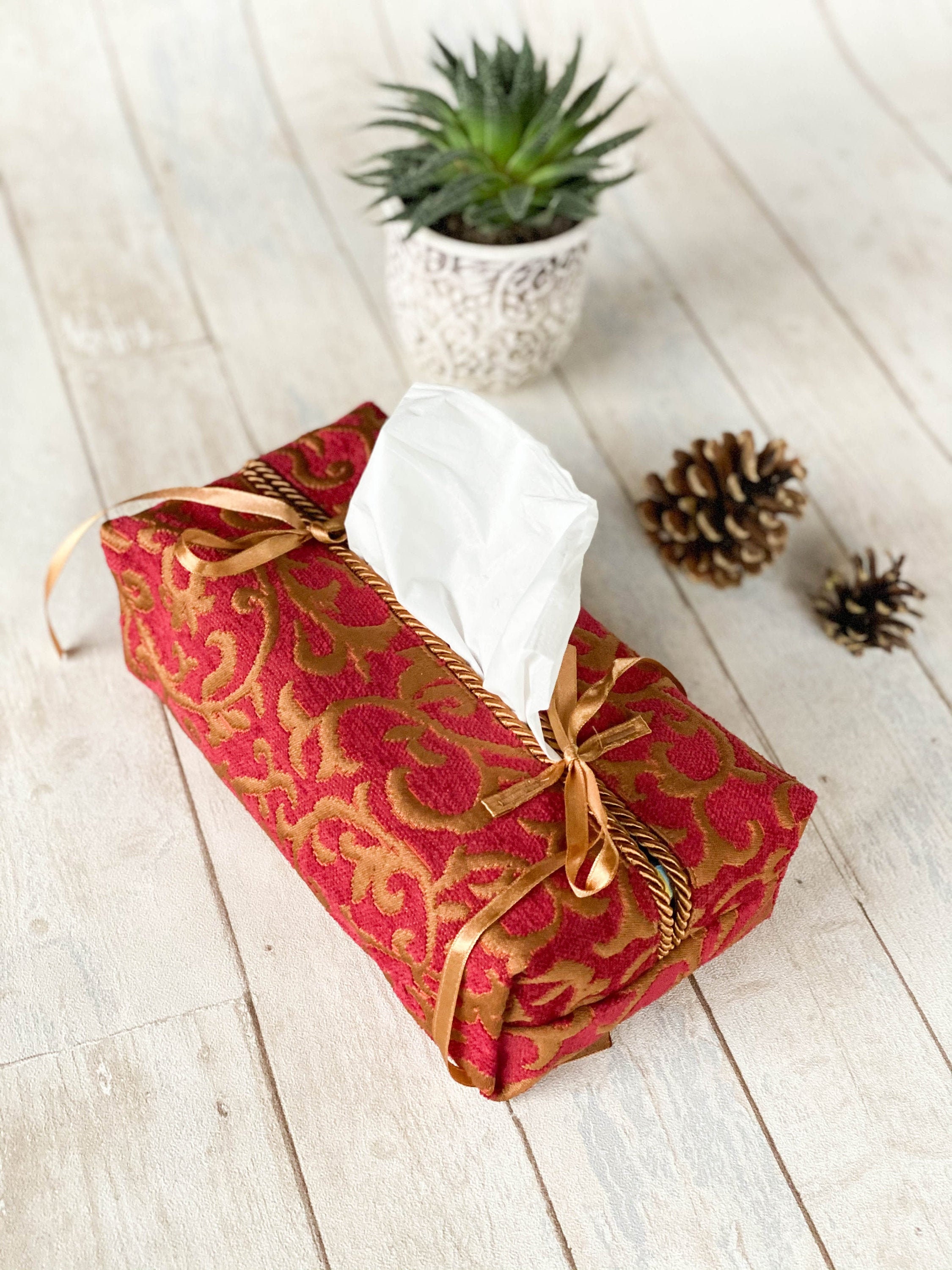 Paper product HEIKO fancy wrapping paper pattern box tissue cover, Goods  / Accessories