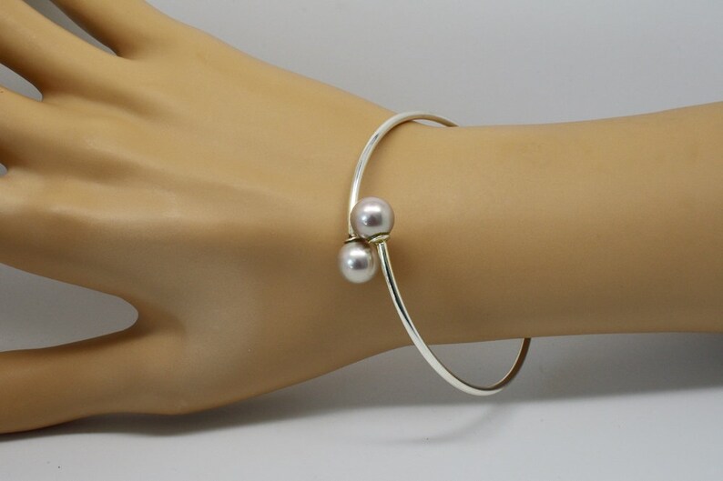 Gray silver Pearl Bangle Bracelet image 1