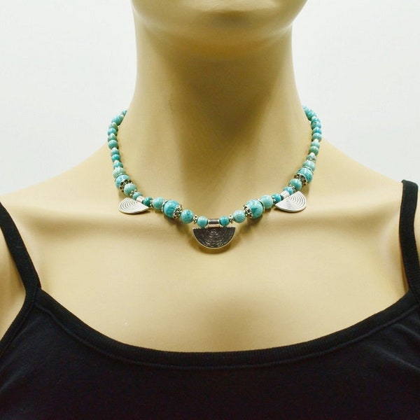 Collier en turquoise, collier style égyptien, perles métal argent vieillit