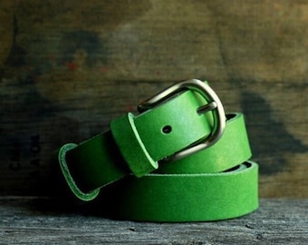 Thin green leather belt, buckle of your choice, 2.5 cm
