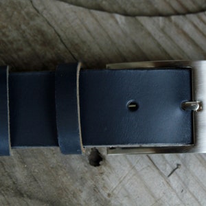 Navy blue leather belt, buckle of your choice, 4 cm argent mat brossé