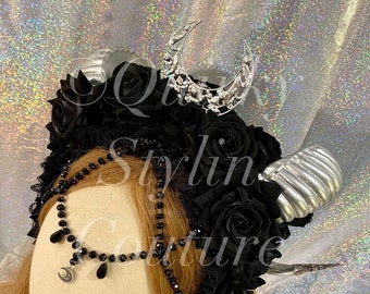 LAMEK Serre-tête Gothique Avec Cornes Noires Pour Femme - Coiffe En Corne De Reine Avec Collier En Dentelle Rétro Pour Femme - Accessoire De Costume D 'Halloween Et De Carnaval