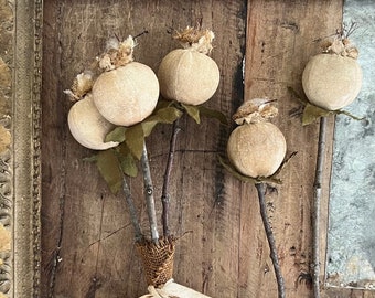 BOUQUET OF THREE Primitive Poppy Flowers ~ Primitive Flowers ~ Primitive Spring ~ Primitive Summer ~ Primitive Decor ~ Flowers Grungy