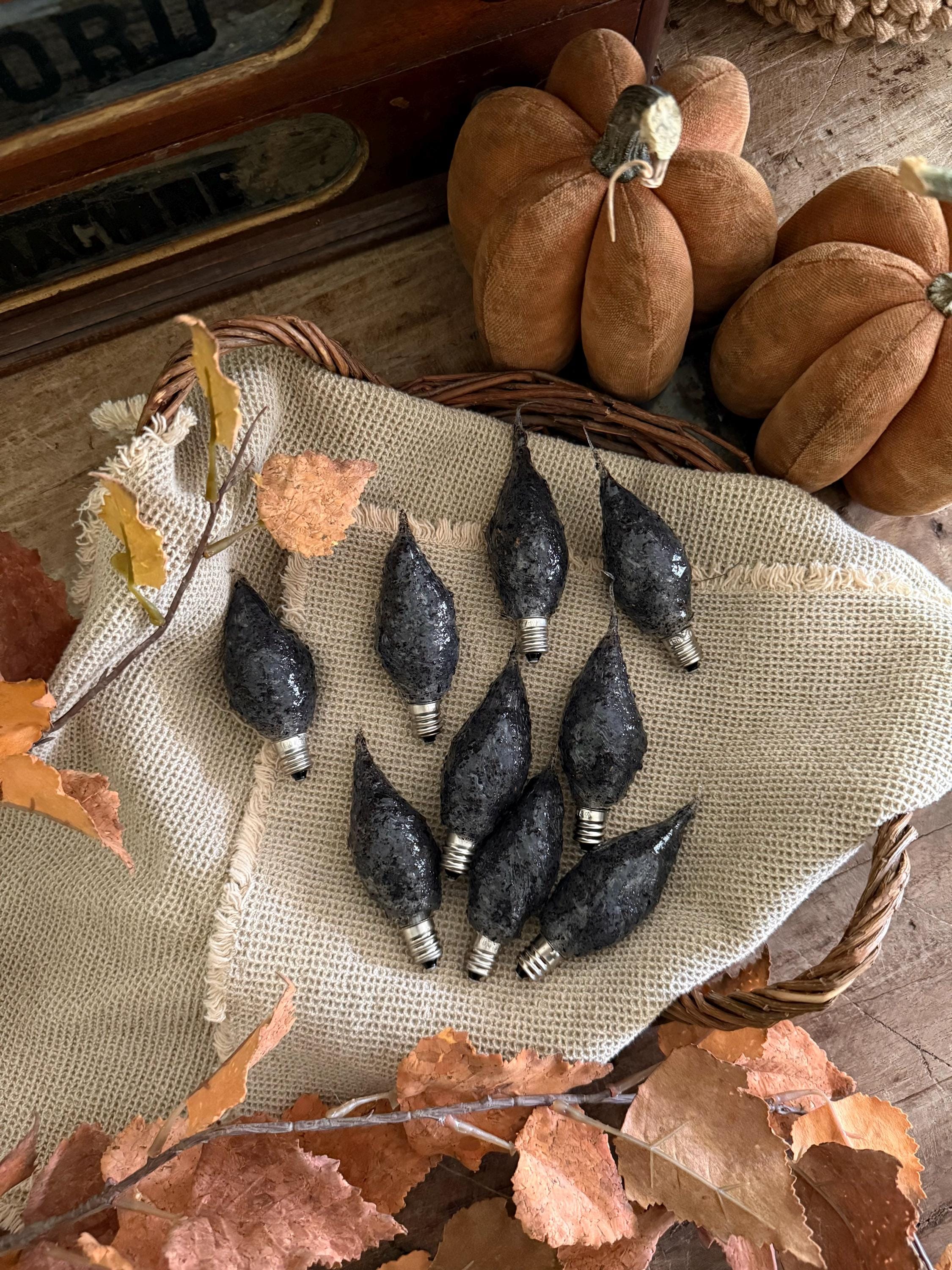 Primitive Vanilla Spice Flicker Bulbs ~ Primitive Light ~ Handmade Light ~ Primitive Light ~ Primitive Spiced Light