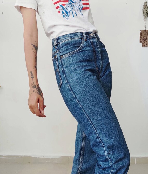 Vintage Levis 501, Slim Fit Jeans, High Waisted Je
