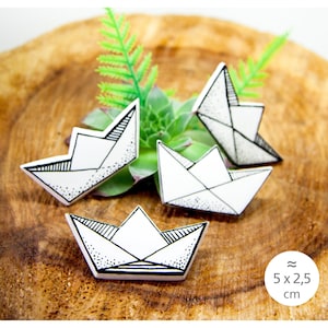 Paper ship, small brooch, jewelry vessel boat boot schip scheep image 1