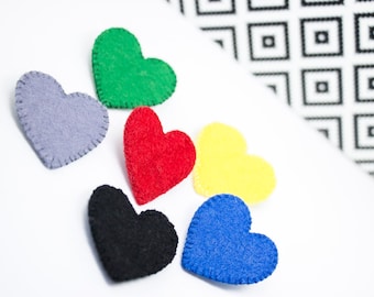 Felt heart pin - love brooch