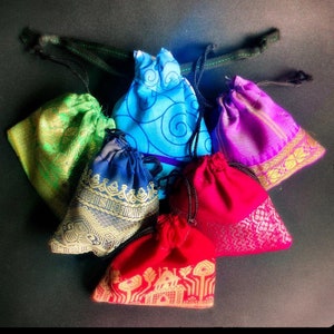 Talismans and Amulets Mojo Bag (gris-gris bag, conjure bag, root bag, trollpåse)