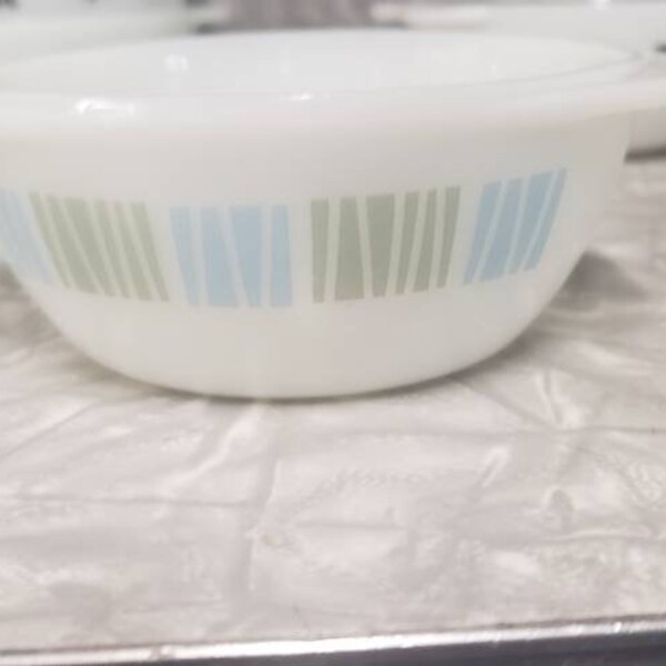 English Pyrex - Etsy Canada