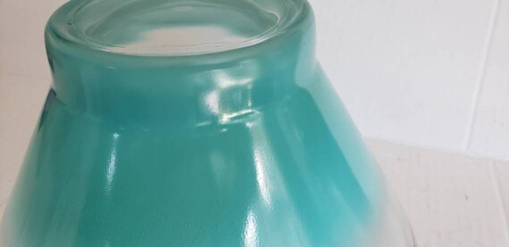 Blendo MCM Turquoise Fade Bowl Vintage