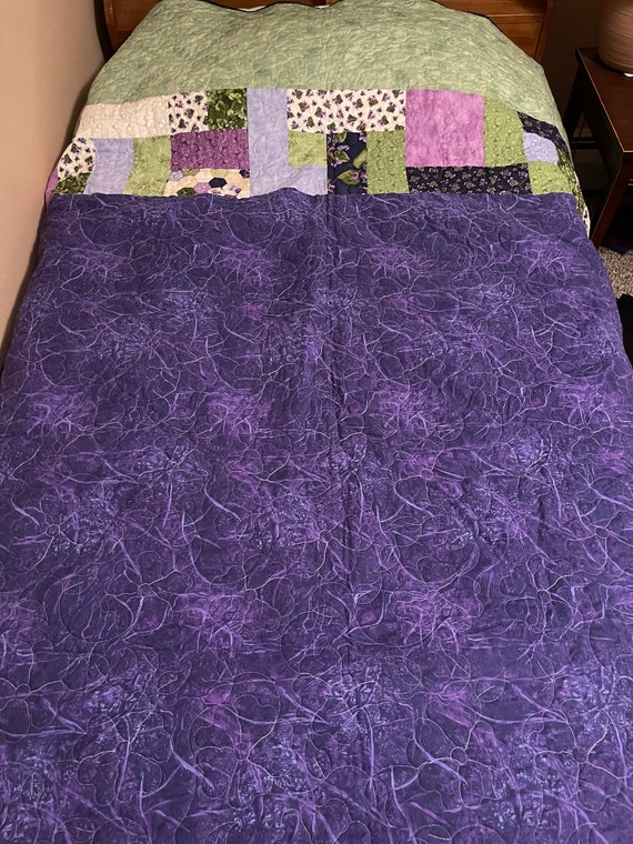 Violets Galore Quilt Purple Quilt lavender Quilt Green Quilt Purple Twin Bed Quilt Lavender and Green Quilt Single Bed Quilt Etsy Canada