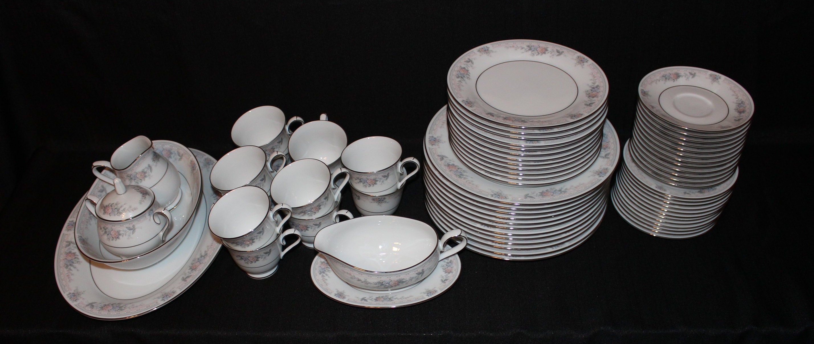 Noritake Bridal Waltz Fine China Set of 12 Full Place Settings