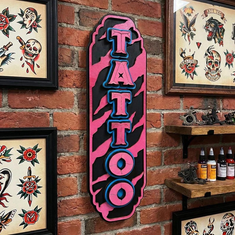 タトゥーサイン ピンク タイガープリント 男の隠れ家 壁飾り 画像 1