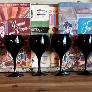 Vintage / American Cookware / Crystal / black /digestifs / cordial  / small / wine glasses / set of 8