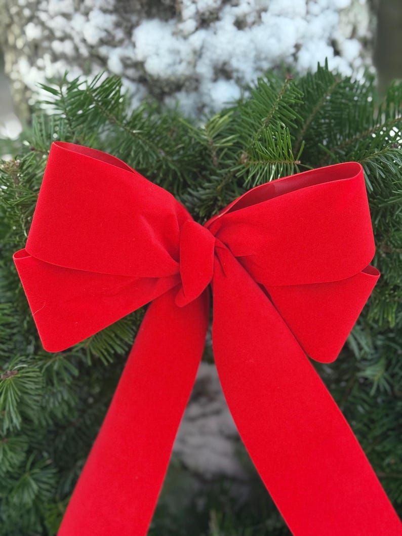 Cyber Monday! 22” Fresh Balsam Fi Christmas Wreath with Red Velvet Bow. UPS shipping. image 2