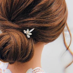Bridal hair piece, wedding hair accessories, Swarovski crystal hair pins, wedding hair pins, bridal hair comb, white opal hair pins