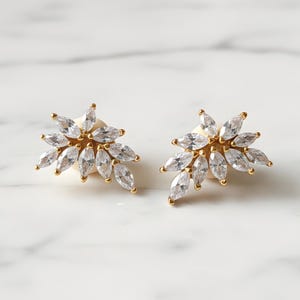 Dainty wedding earplugs with cubic zirconia, 5mm crystal bridal gauges , 6mm tunnels