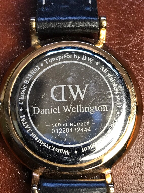 Daniel Wellington 28mm Case Unisex Ladies Watch Free Shipping