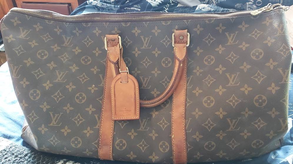 loui vuitton duffle bag