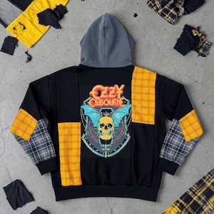 Ozzy Osbourne Patched Bat Plaid Upcycled Hand gefertigt Patchwork Känguru Hoodie