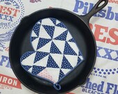 Handmade vintage quilt oven glove 1910s indigo blue Ocean Waves - Heat safe up to 450 degrees, country home pot holder, primitive quilt