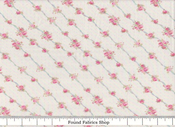 Shabby Chic Cottage Style Cotton Quilt Fabric Pink Rose Ribbon Etsy