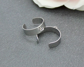 4pcs 304 Stainless Steel Ring Bases, One Ring for Charm or Bead, SBA22