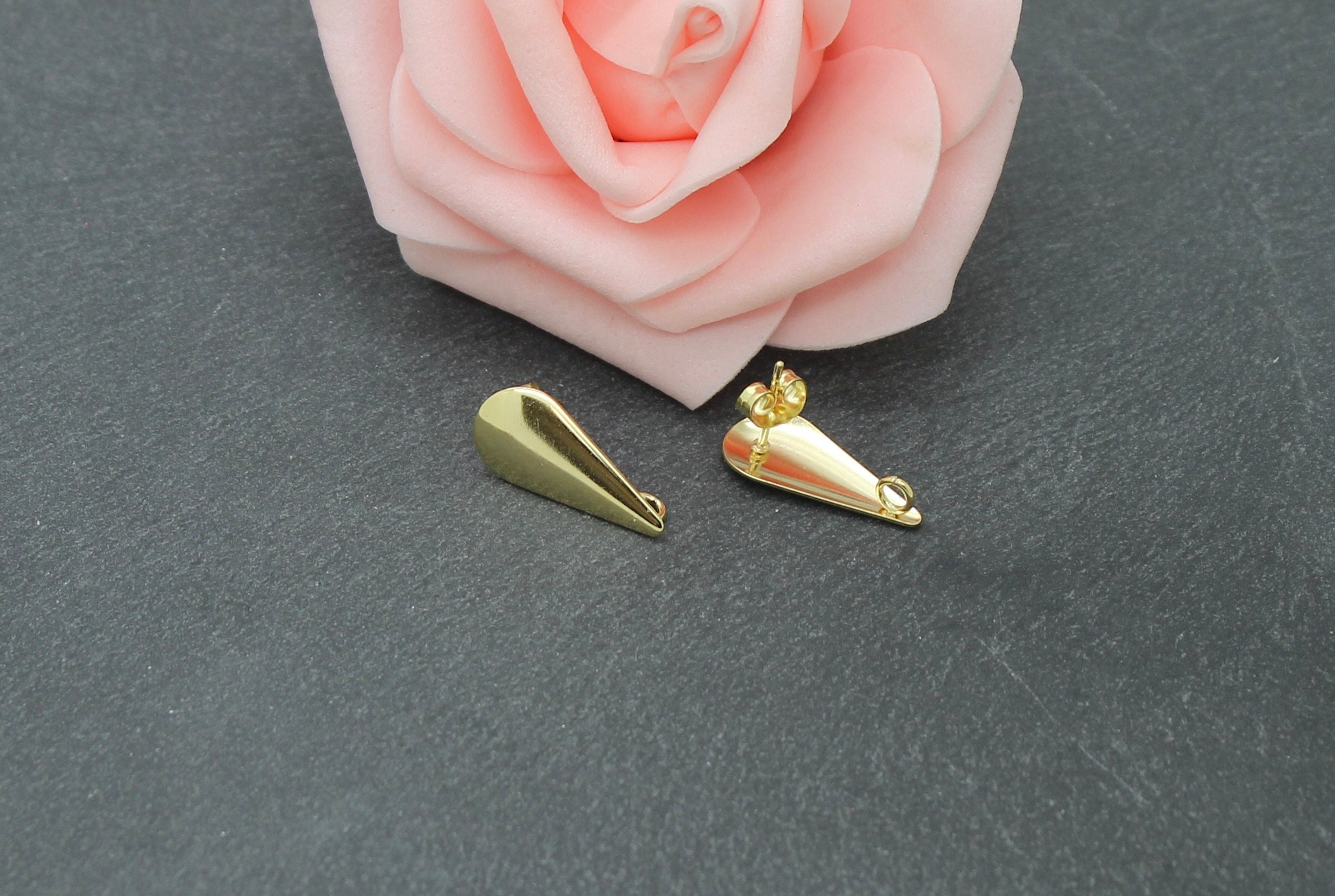 Orecchini a bottone con goccia d'acqua con zirconi color oro coreano per le donne Orecchini a goccia cavi spessi ed eleganti squisi Gioielli da sposa