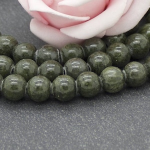 20 khaki tinted mashan jade beads 8 mm PEJ130