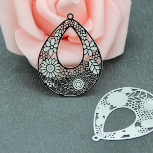 6 filigree prints, drop with engraved flowers, stainless steel 38.5 x 30 mm, EST34