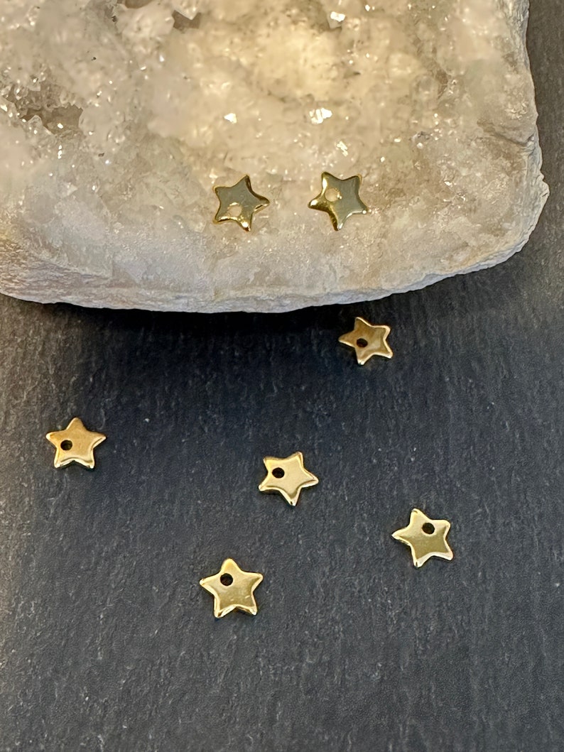 10 breloques mini étoile, acier inoxydable doré 304, 5.5x6 mm AC76 image 1