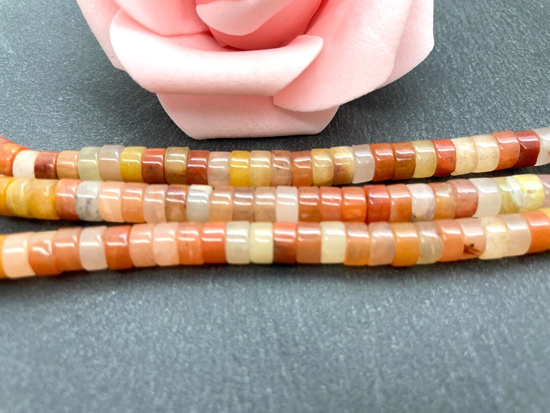 Collier Vintage Perles Verre Rouge Aventurine - Motif Plume Fait Main - Népal - Occasion