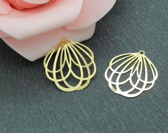 6 flower-shaped stamps in 18K gold-plated 304 stainless steel, 20.5 x 18 mm, EST61