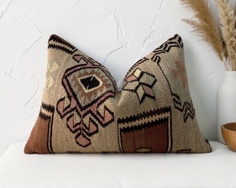 Vintage turkish kilim pillow cover 16x24 inches / 40x60 cm