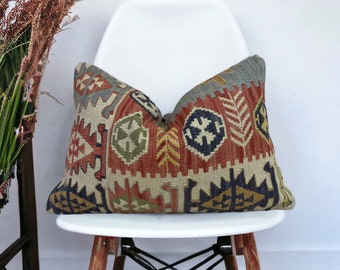 Boho Kilim Pillow Cover Turkish Kilim Pillow Cover 16x24 Wool Kilim Pillow Cover Cushion Cover Vintage Kilim Pillow Cover