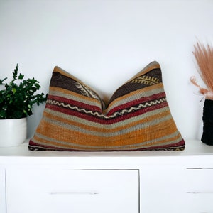 Kilim Pillow Turkish Kilim Pillow Cover Wool Kilim Pillow Cover Kilim Cushion Cover Kilim Pillow Case Lumbar Kilim Pillow Boho Kilim Pillow