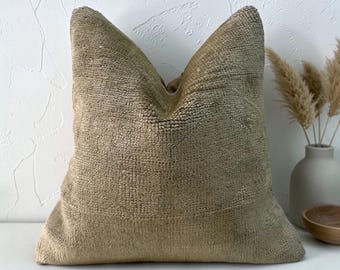 Vintage turkish muted carpet pillow cover 16x16 inches / 40x40 cm