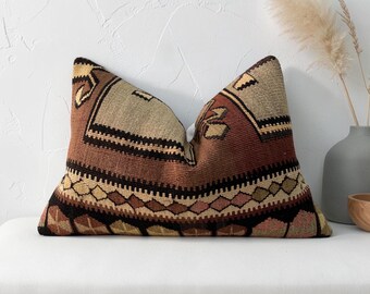Vintage turkish kilim pillow cover 16x24 inches / 40x60 cm