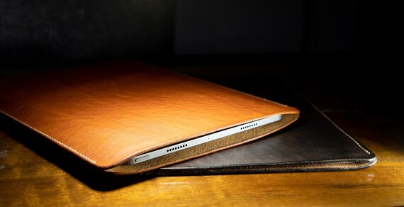 Leather Case for iPad Pro 11 Inch 2021/2022/2023/2024 M1 M2 M4 