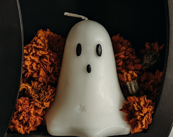 Spooky Ghostie Unscented Candle 