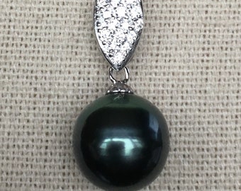 Tahitian Black Pearl Pendant