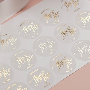 Gold foiled wedding Confetti stickers. Foil personalised names and date wedding label, Gold foil throw me sticker, Semi clear.