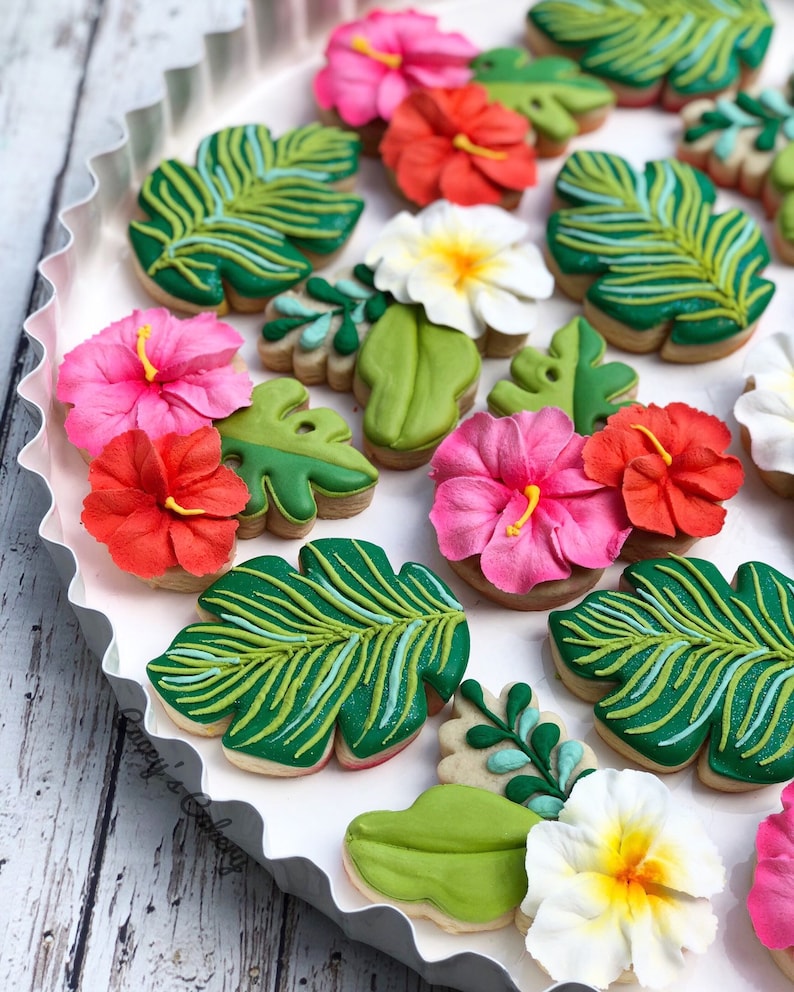Circle Floral Cookie Cutter image 9