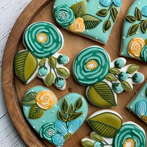 Circle Floral Cookie Cutter image 6
