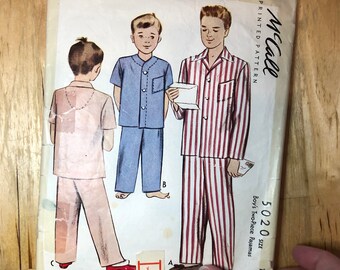 Size 6 1942 1940s McCall Vintage Sewing Pattern #5020 Boy/'s Two-Piece Pajamas