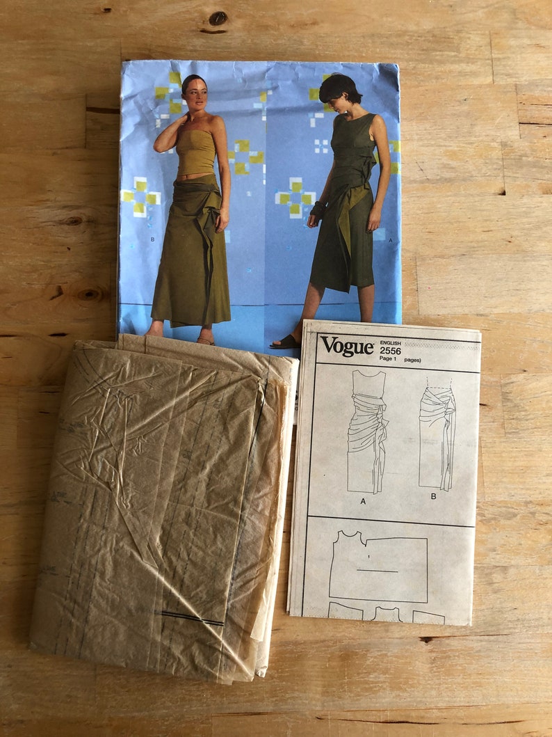 Vogue Pattern 2556 Issey Miyake Vogue Designer Original Sizes 8-10 12 Bust 31 12-32 12-34 Factory Folded Dress or skirt