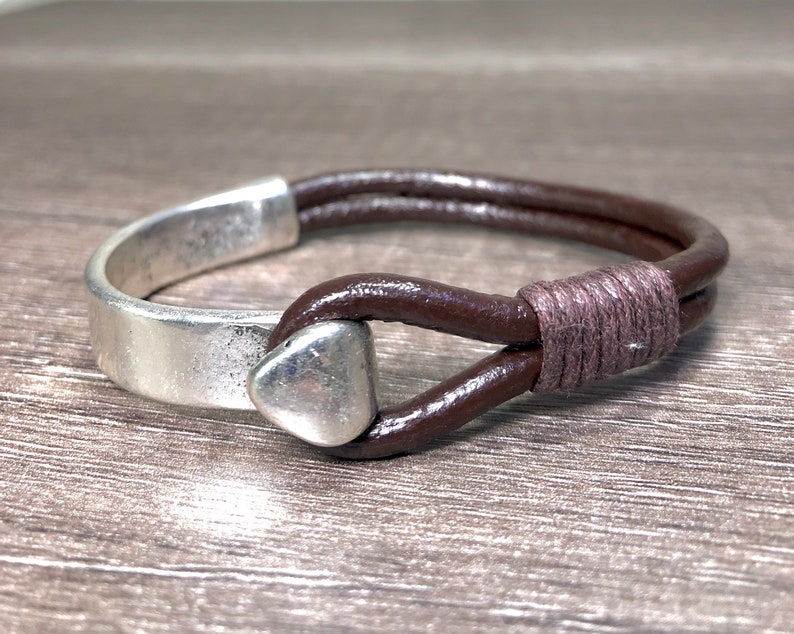 Vintage Leather Cuff Bracelet Alloy Bangle bracelet for Men /& Women Leather Cuff Bracelet